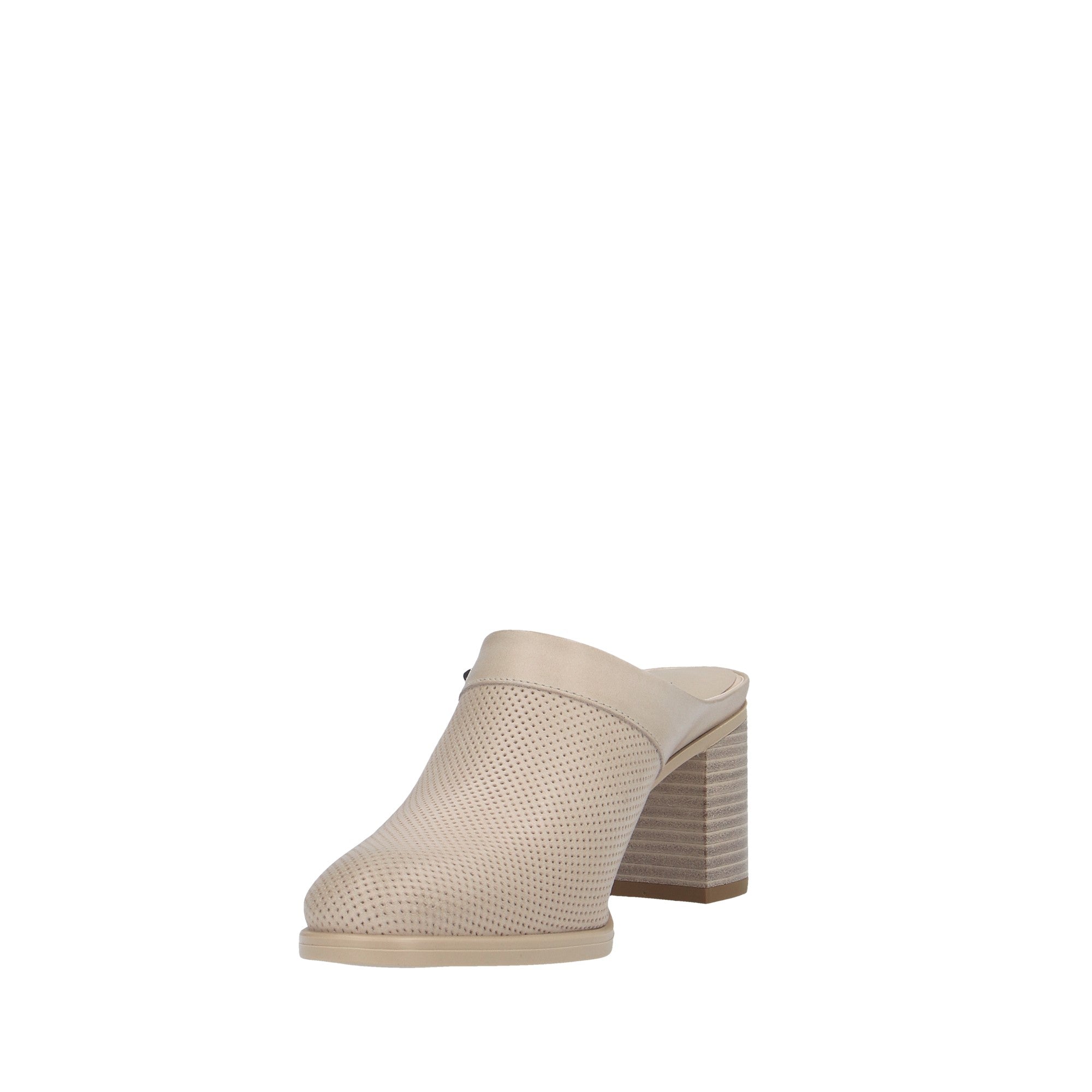 Nerogiardini SABOT Champagne